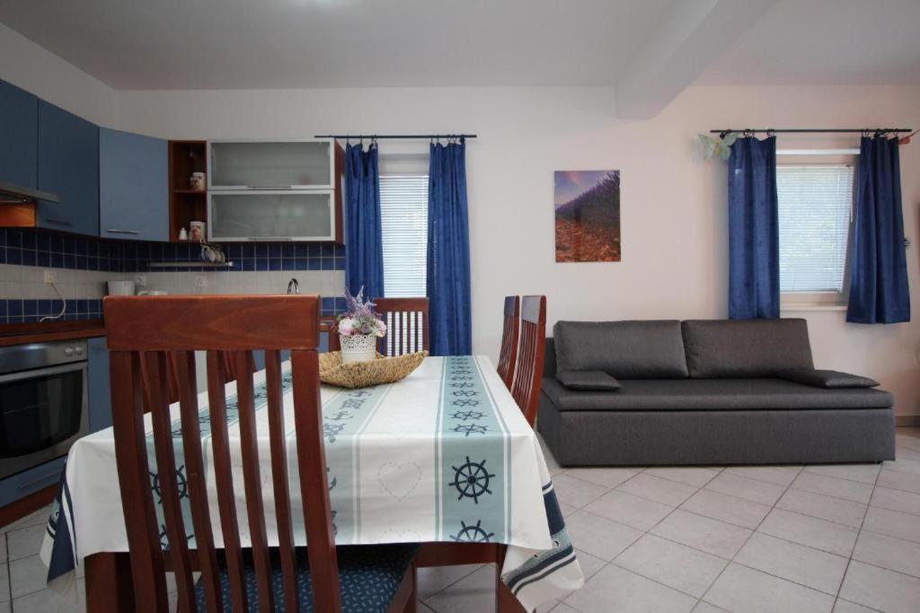 Apartmani Zec Šilo Exterior foto